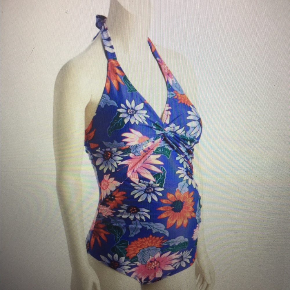 NWT old navy maternity one piece swimsuit